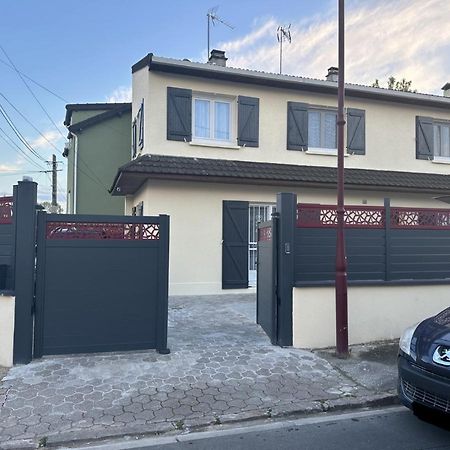 Chambre Pour 2 Personnes Avec Lit Separe Dans La Banlieue Parisienne Бонді Екстер'єр фото